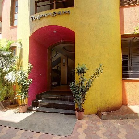 Hotel Rajsangam International Badami Ngoại thất bức ảnh