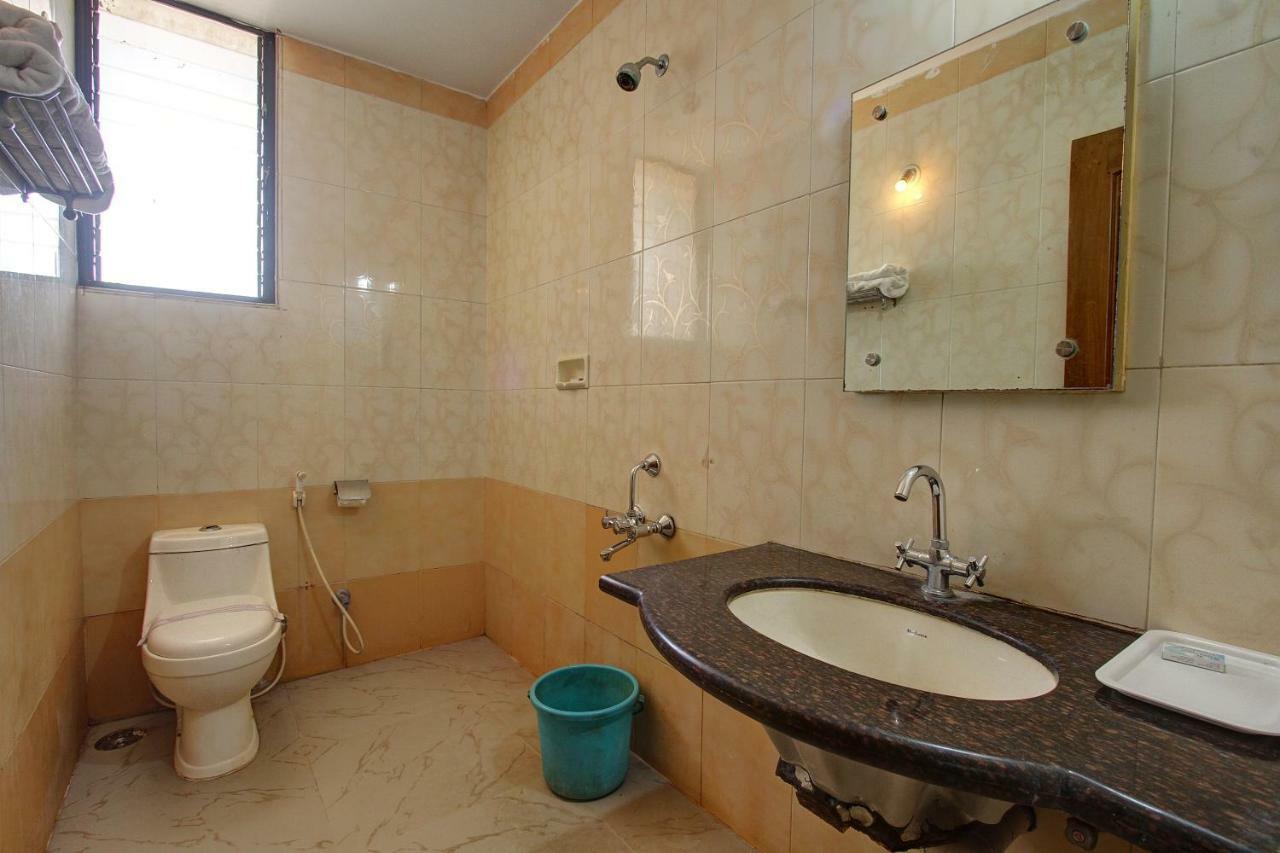 Hotel Rajsangam International Badami Ngoại thất bức ảnh