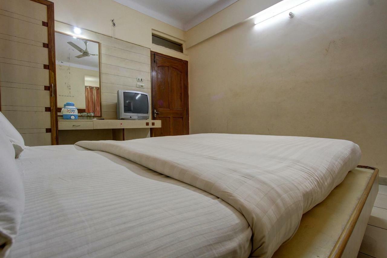 Hotel Rajsangam International Badami Ngoại thất bức ảnh